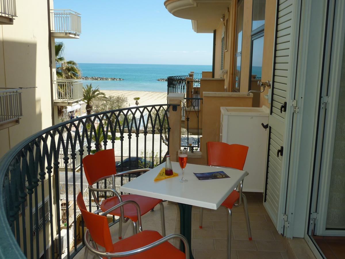 Beaurivage Aparthotel San Benedetto del Tronto Luaran gambar